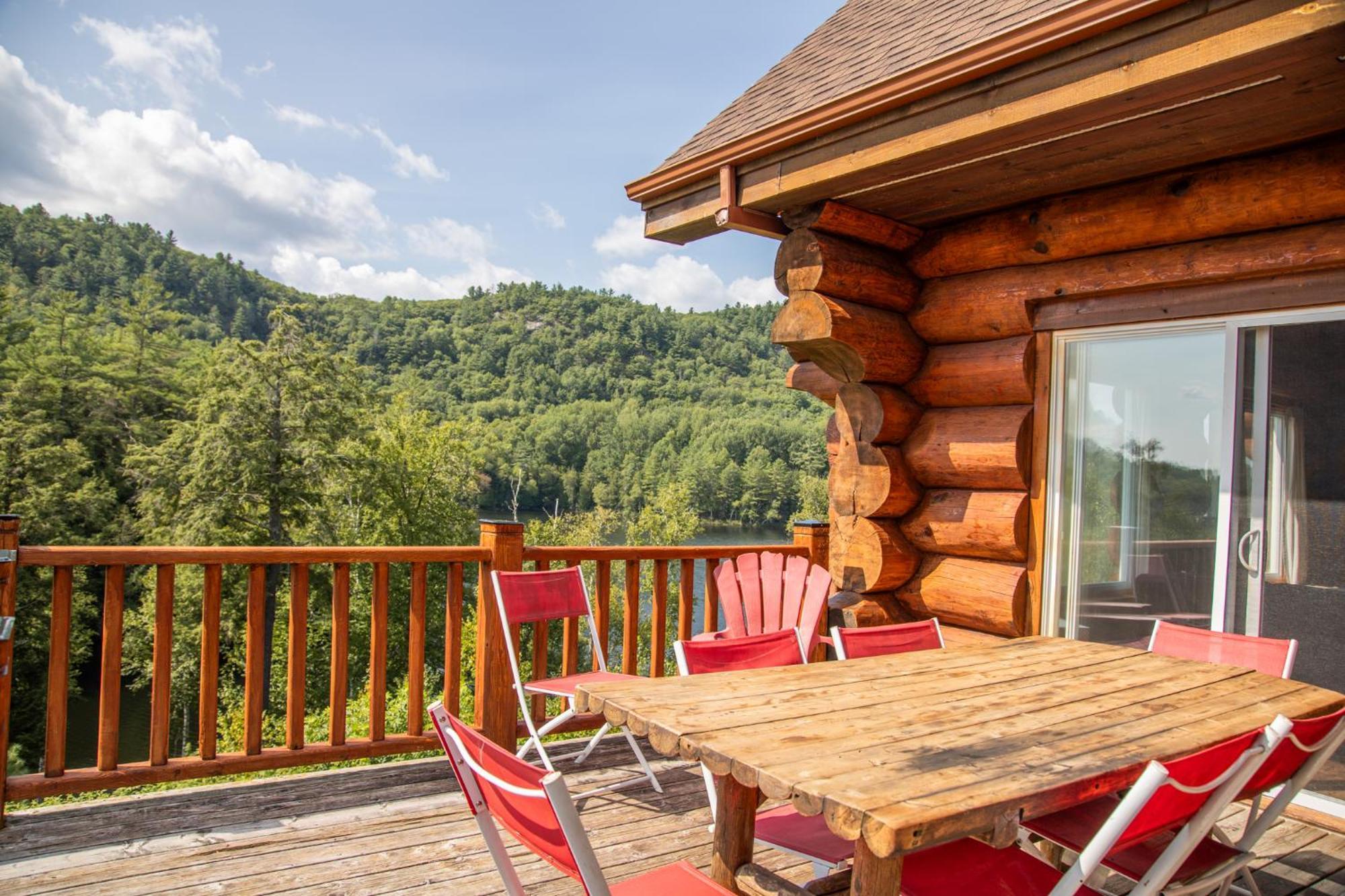 Auberge Couleurs De France Lac-Simon Dış mekan fotoğraf
