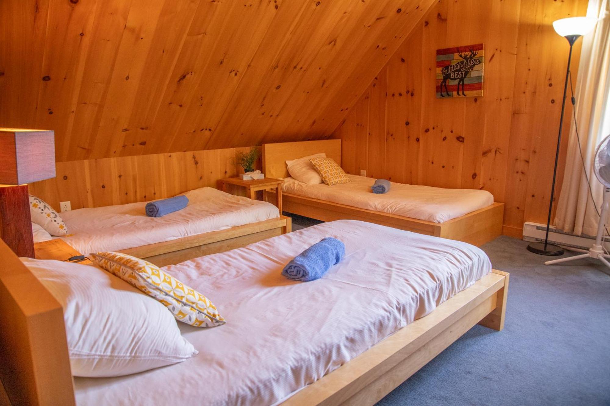 Auberge Couleurs De France Lac-Simon Dış mekan fotoğraf